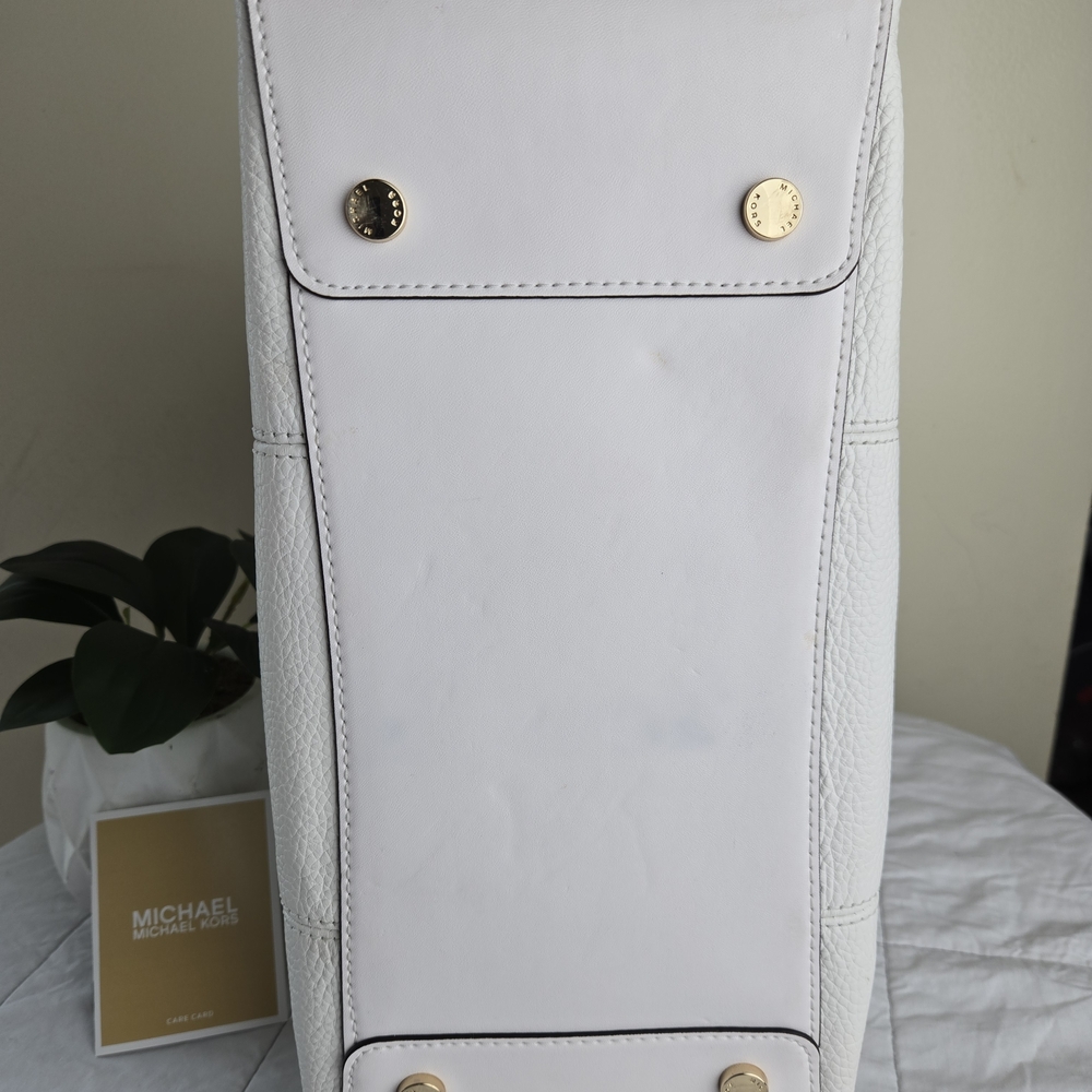 Michael Kors Gramercy Large Pebble Leather White Satchel - Picture 11 of 12